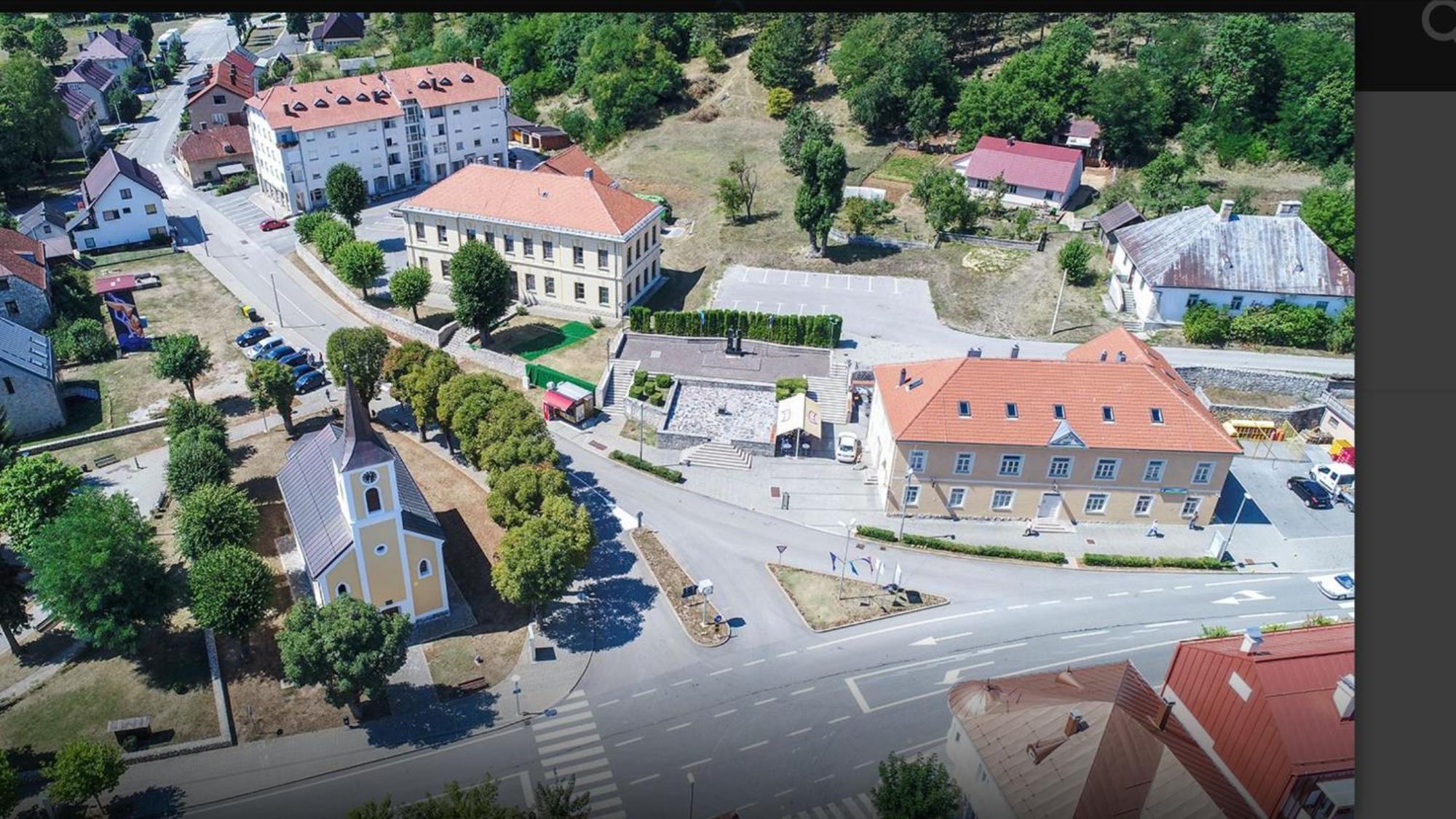 Apartmani Albatros Perusic Εξωτερικό φωτογραφία